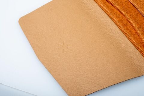 Deri Keçe Bilgisayar Çantası Hardal