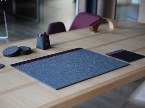 Min Kalemlik Siyah Deri