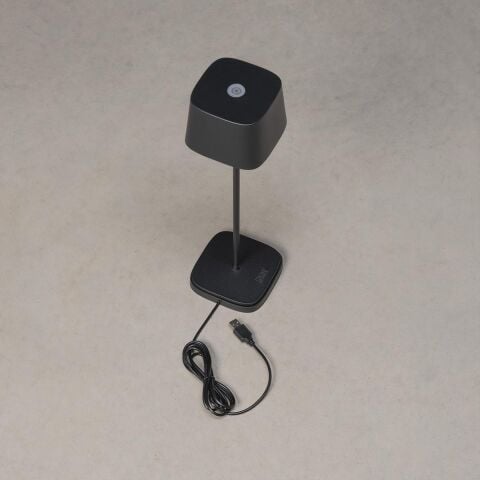 WO CAPRİ MASA LAMBASI USB SİYAH