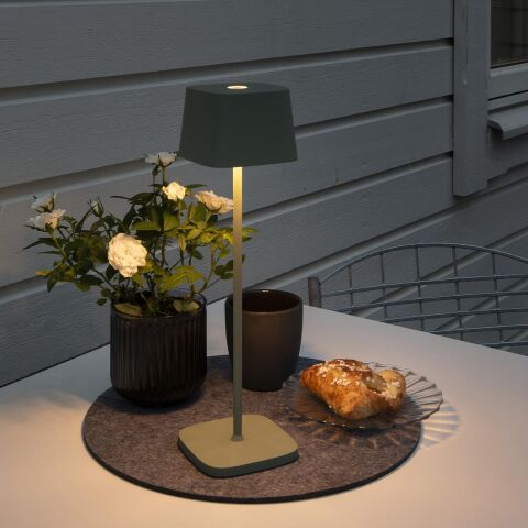 WO CAPRİ MASA LAMBASI USB YEŞİL