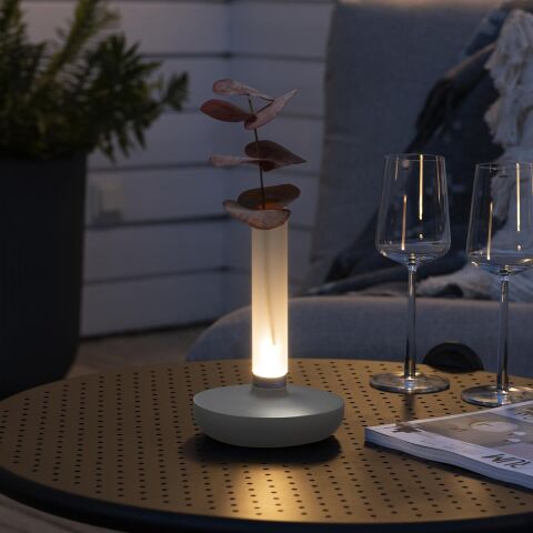 WO BIARRITZ MASA LAMBASI USB BEYAZ